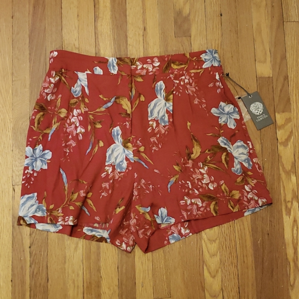 NWT Vince Camuto Oasis Bloom Shorts, Sz 12